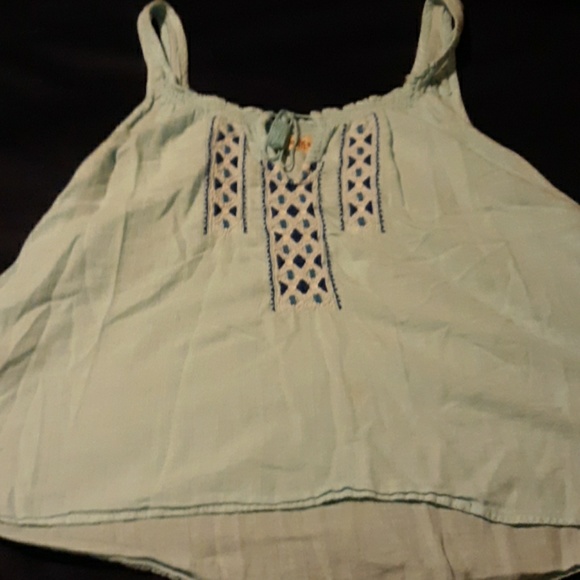 🌺Cute blue tank🌺 - Picture 1 of 4